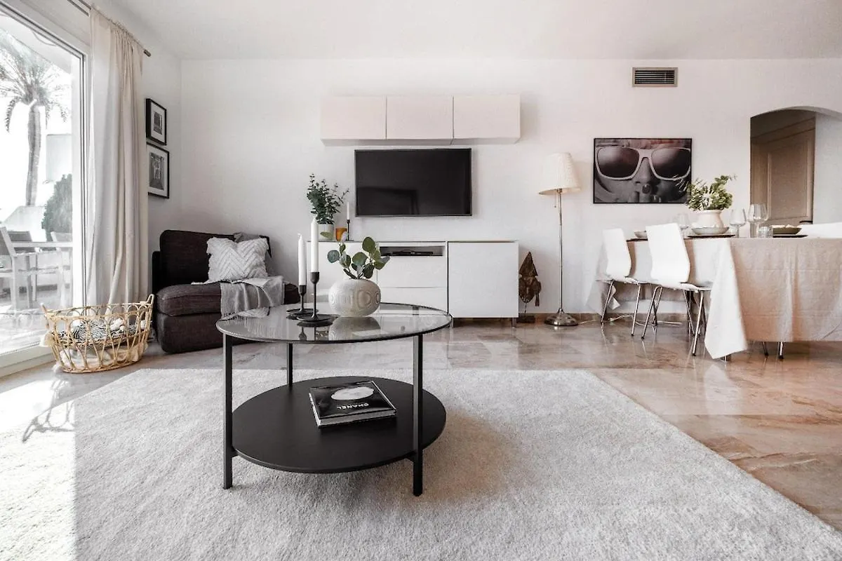 Lady Mia Apartment Marbella