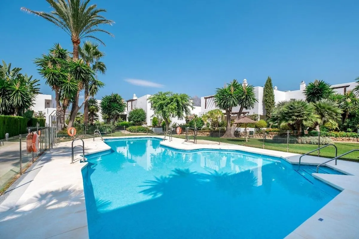Lady Mia Apartment Marbella