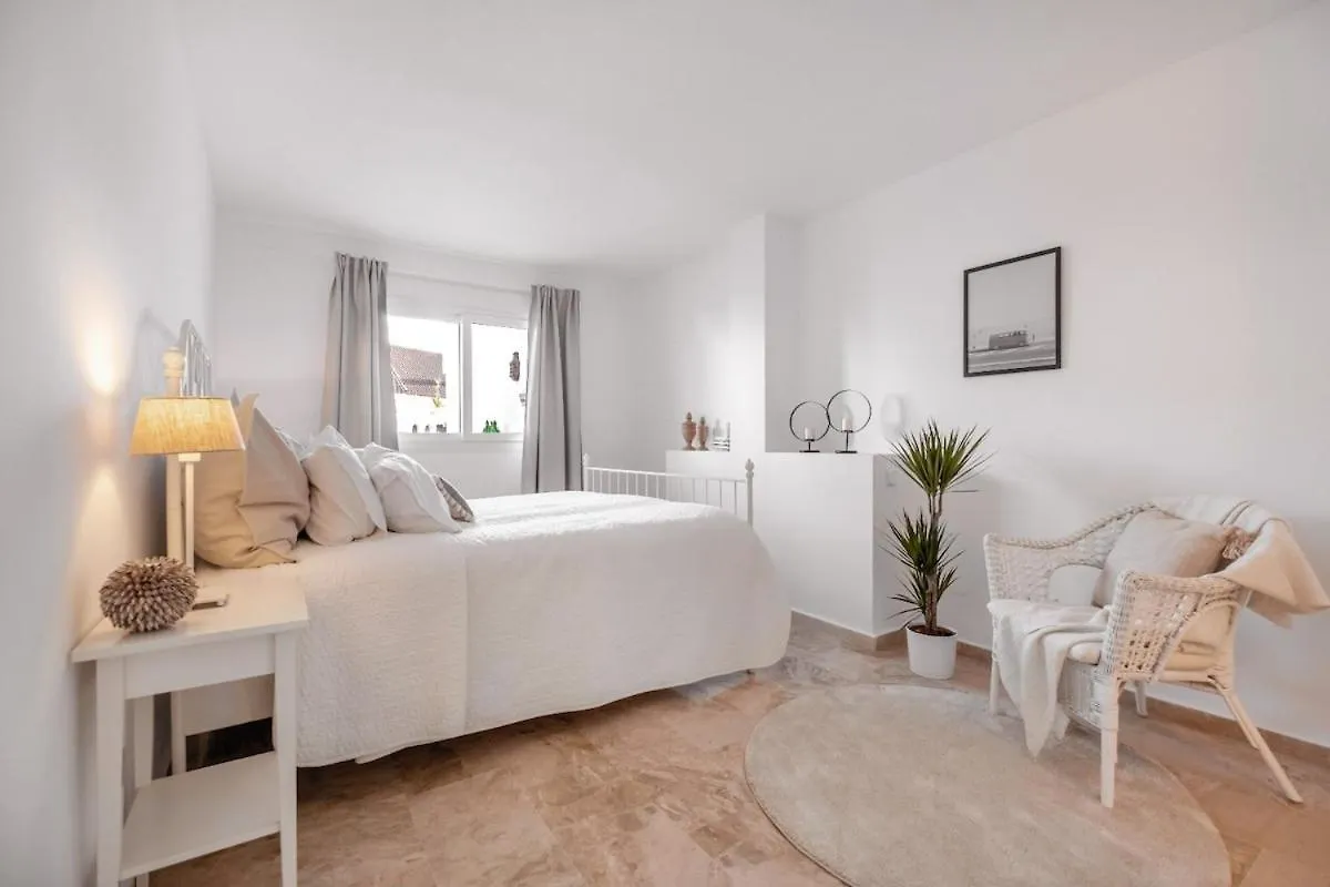 Lady Mia Apartment Marbella